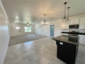 1801 E Hudson Dr in Siloam Springs, AR - Building Photo - Building Photo