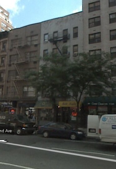 1322 Second Ave in New York, NY - Building Photo