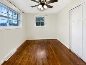 4705 Beechwood Rd in Cincinnati, OH - Building Photo - Building Photo