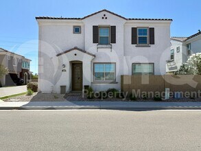 678 N Bay Dr in Gilbert, AZ - Building Photo - Building Photo