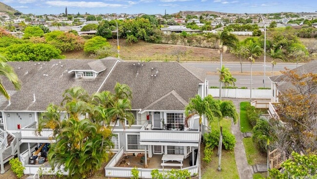 594 Mananai Pl in Honolulu, HI - Building Photo - Building Photo