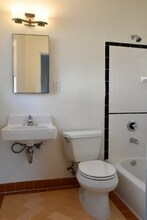 6160 Orange St in Los Angeles, CA - Building Photo - Building Photo