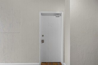 1555 Pennsylvania Ave in Miami Beach, FL - Building Photo - Building Photo