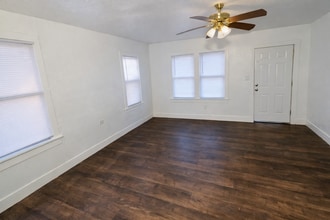 645 W Davis Loop in Vidor, TX - Building Photo - Building Photo