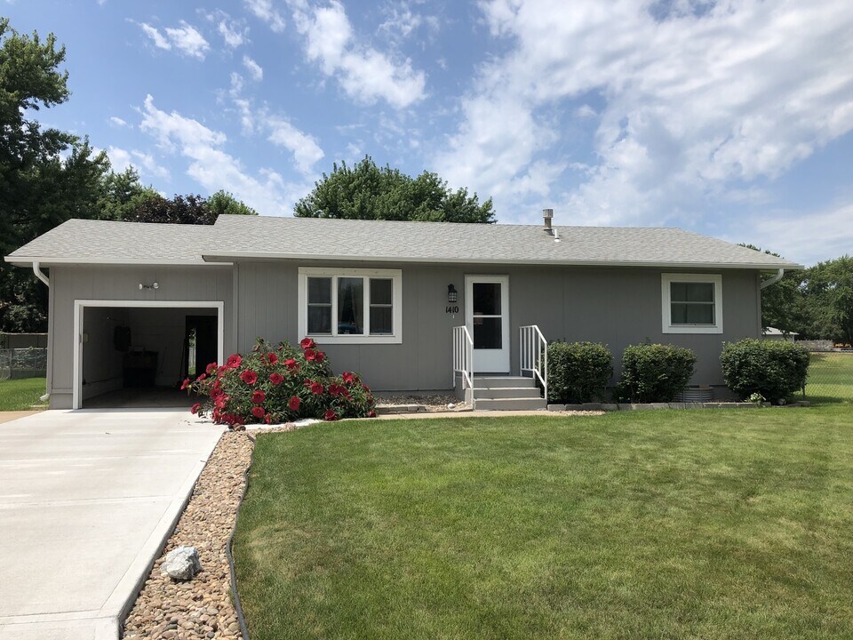 1410 N Custer Ave in Grand Island, NE - Building Photo