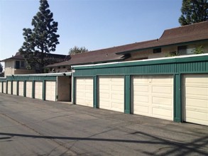 The Courtyard at Upland in Upland, CA - Building Photo - Building Photo