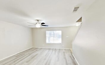 12845 Edgewood Park Dr in Houston, TX - Building Photo - Building Photo