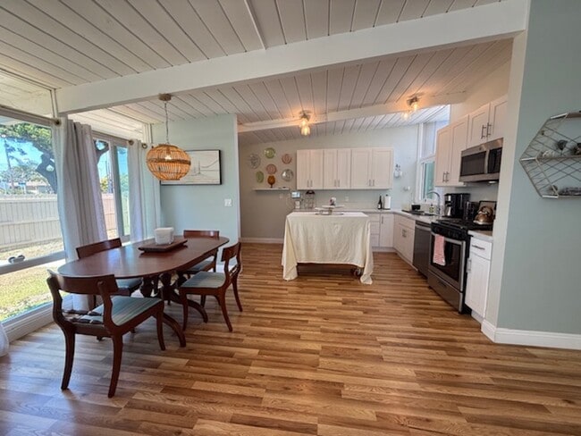 property at 702 Elder Ave