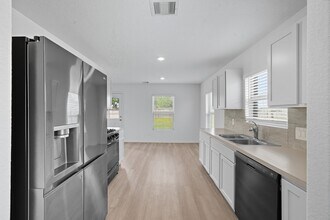 32506 Orchard Haze Dr in Brookshire, TX - Building Photo - Building Photo