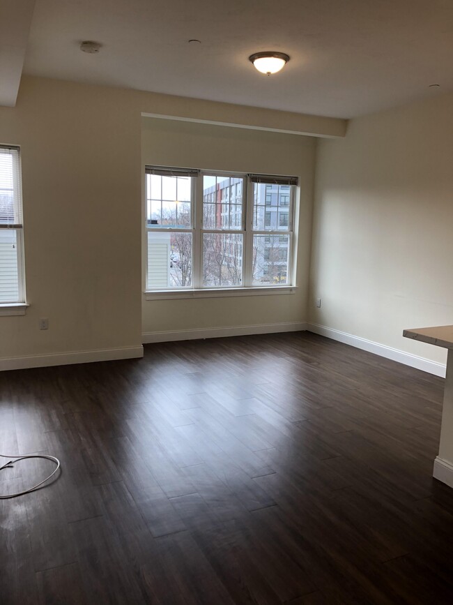 81 Amory St, Unit #1 in Boston, MA - Building Photo - Building Photo