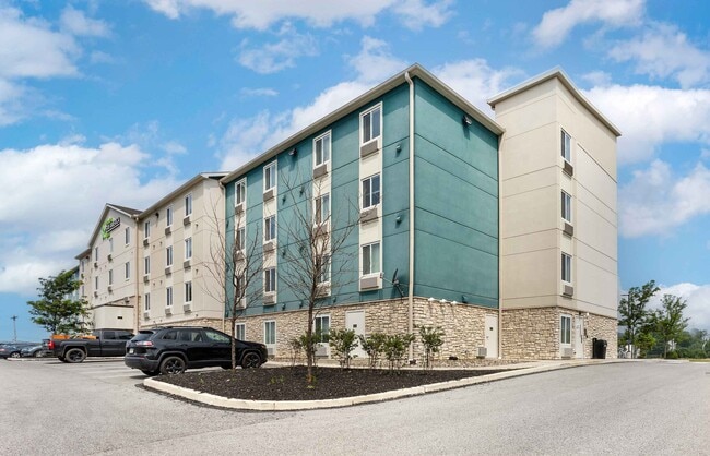 Furnished Studio-Philadelphia - Plymouth M in Plymouth Meeting, PA - Building Photo - Building Photo