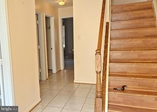 46045 Marble Terrace in Sterling, VA - Building Photo - Building Photo