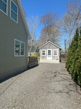 7 Youngs Ln in York, ME - Building Photo - Building Photo
