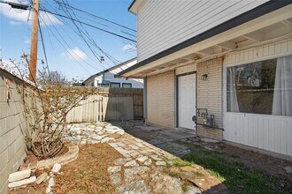 1400 Braes Ridge Dr in Austin, TX - Building Photo - Building Photo