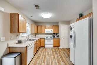 1431 Swaying Branch Ln in Clover, SC - Building Photo - Building Photo