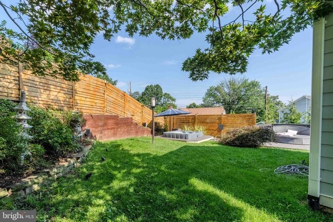 property at 942 McKinley Rd