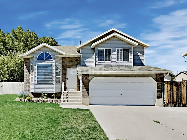 property at 1365 E 150 S