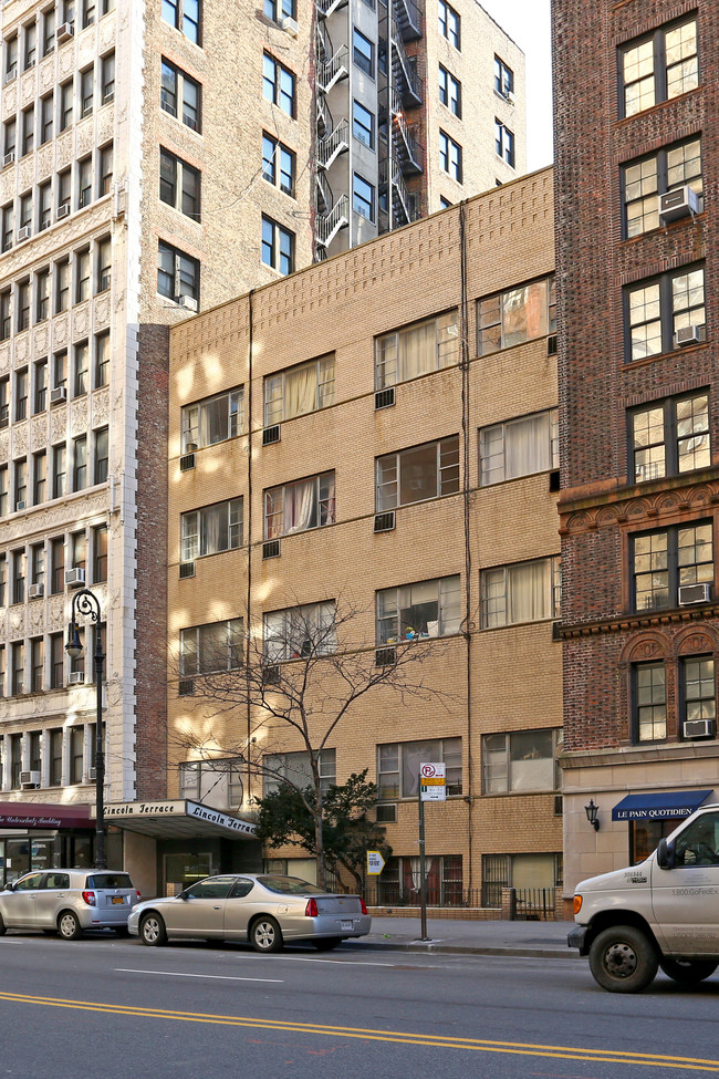 Lincoln Terrace in New York, NY - Building Photo - Building Photo