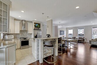 199 Nathan Dr in Morganville, NJ - Building Photo - Building Photo