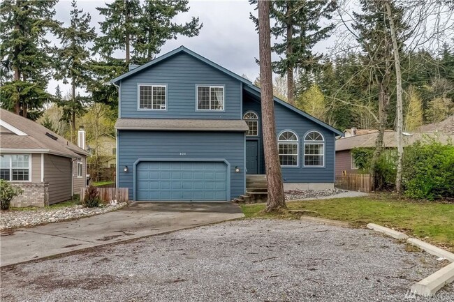 property at 824 Blueberry Ln