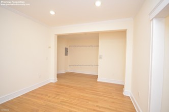 19 Green St-Unit -APT# 2-R in Brookline, MA - Building Photo - Building Photo