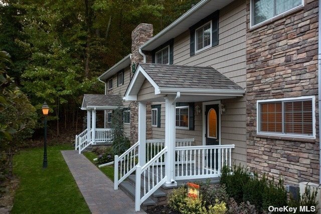 4 Presidents Dr-Unit -4-1A in Port Jefferson, NY - Building Photo - Building Photo