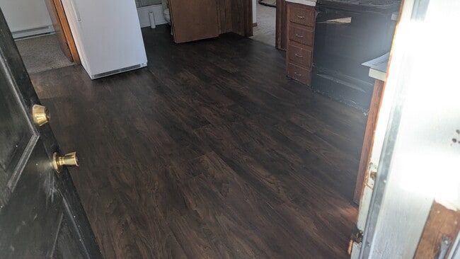 24 Mechanic St, Unit B