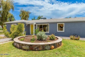 2441 E Edgemont Ave in Phoenix, AZ - Building Photo - Building Photo