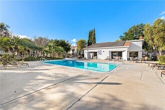 602 Lassen Ln in Costa Mesa, CA - Building Photo - Building Photo