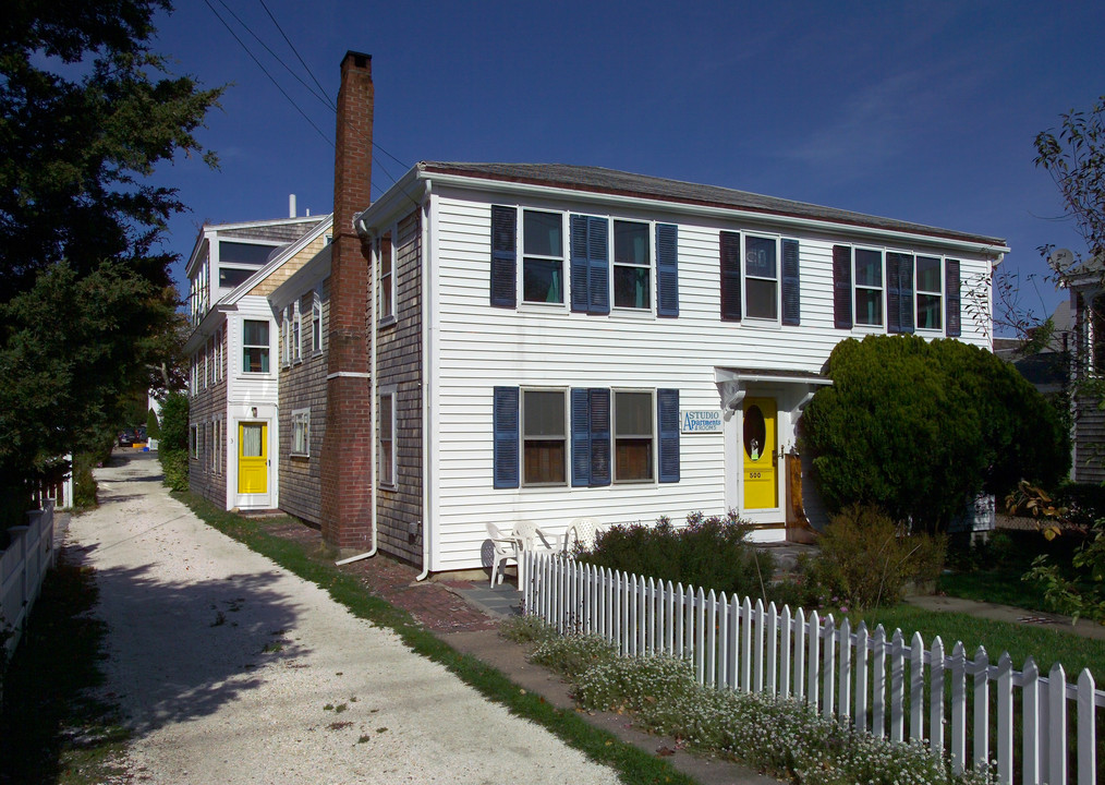 500 Commercial St in Provincetown, MA - Building Photo