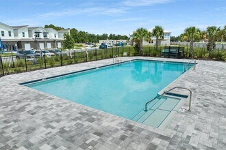 987 Spring Palms Lp, Unit 1 in Alafaya, FL - Building Photo - Building Photo