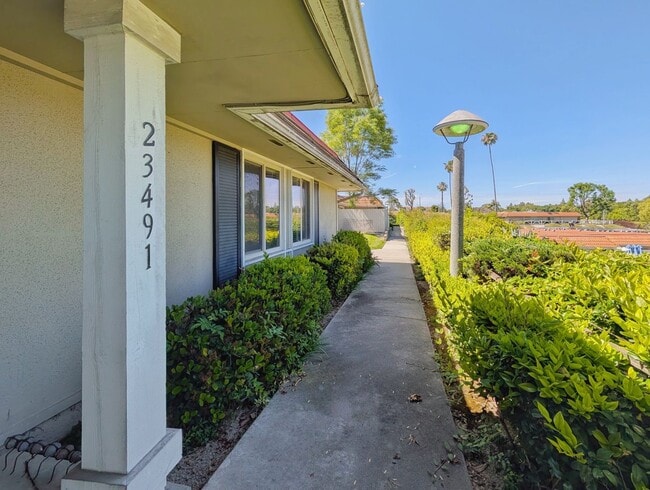 property at 23491 Los Adornos