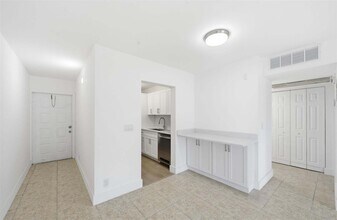 3228 Coral Ridge Dr, Unit 3228 in Coral Springs, FL - Foto de edificio - Building Photo