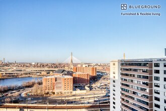 8 Whittier Pl in Boston, MA - Building Photo - Building Photo