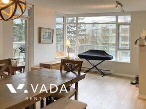 9266 University Crescent in Burnaby, BC - Building Photo - Building Photo