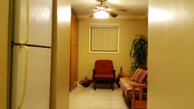 9725 SW 85th St, Unit Unit2 in Miami, FL - Building Photo - Building Photo