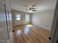 310 Range Ave photo'