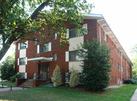 76 E Westfield Ave Apartments