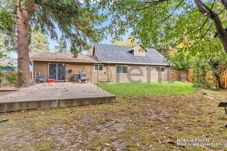 20534 SW Rosa Dr in Aloha, OR - Building Photo - Building Photo