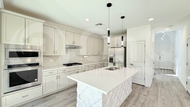 1419 E Town and Country Ln in Phoenix, AZ - Building Photo - Building Photo