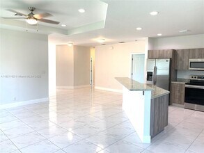 4604 SW 31st Dr in West Park, FL - Building Photo - Building Photo