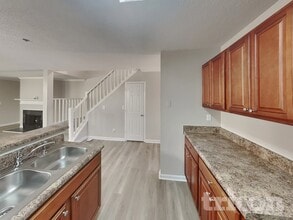 3634 Silver Springs Ct in Decatur, GA - Building Photo - Building Photo