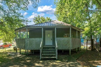 136 Brown St in Adamsville, AL - Building Photo - Building Photo