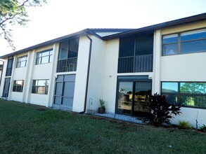 7578 Tahiti Ln in Greenacres, FL - Building Photo - Building Photo