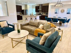 2365 Florindo Walk in Henderson, NV - Building Photo - Building Photo