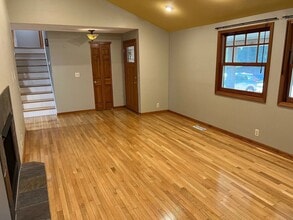 6712 Sierra Dr SE in Lacey, WA - Building Photo - Building Photo