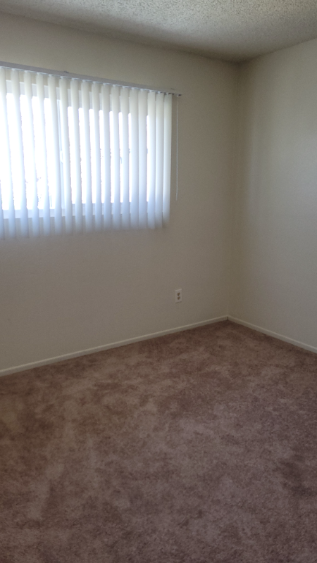 15531 Barranca Way in Victorville, CA - Building Photo - Building Photo