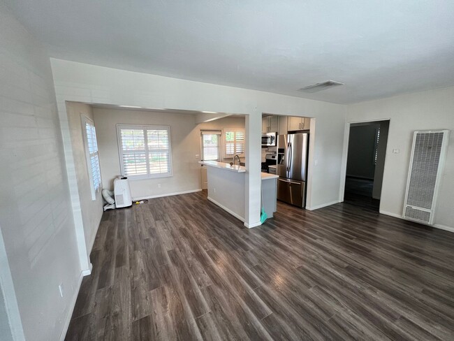 4339 Oxford St in La Mesa, CA - Building Photo - Building Photo