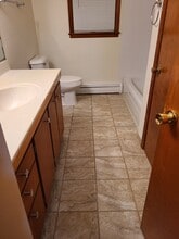 1244 Liberty St, Unit 1244 in Green Bay, WI - Foto de edificio - Building Photo