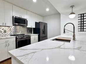 4134 Travis St in Dallas, TX - Building Photo - Building Photo